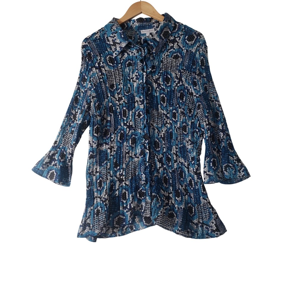 Fashion Bug Button Up Blouse Womens 2X Blue Y2K Plisse Pleated Bell Sleeve Top